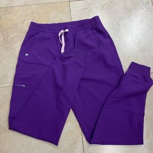 Figs scrub top and pants